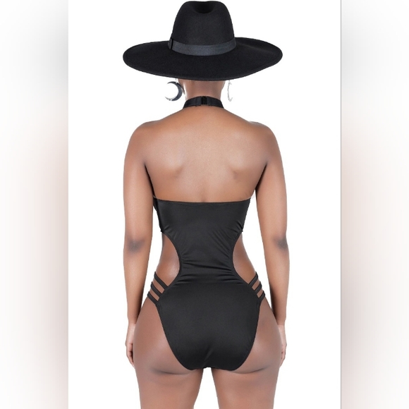 Imogen Bodysuit by Killstar - Picture 2 of 4